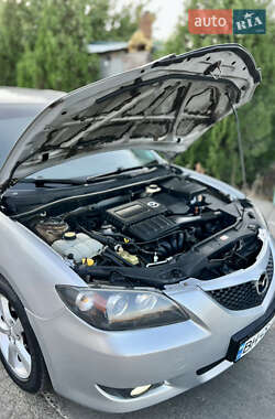 Седан Mazda 3 2005 в 