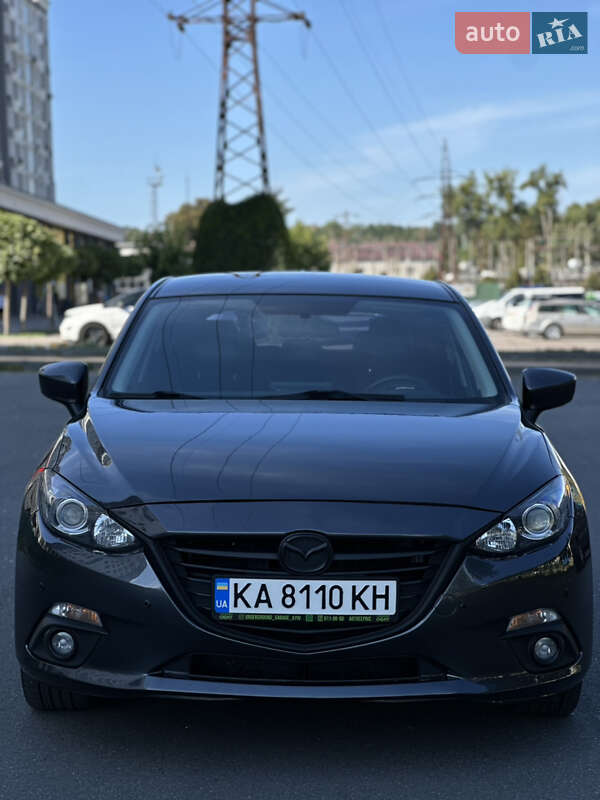 Хэтчбек Mazda 3 2014 в Киеве