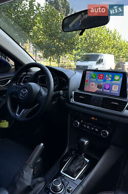 Хэтчбек Mazda 3 2014 в 