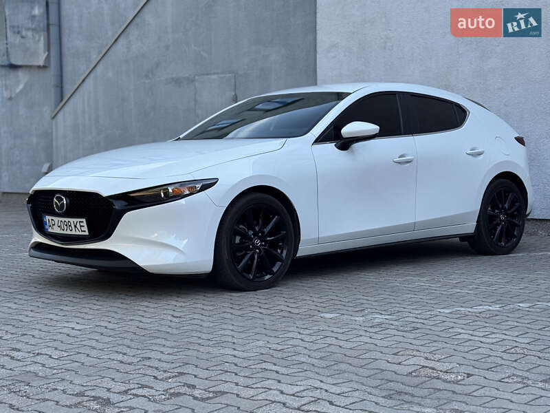 Mazda 3 2019