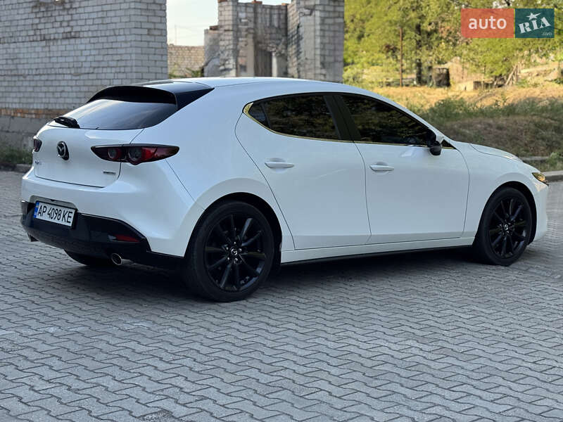 Хэтчбек Mazda 3 2019 в Запорожье