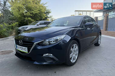 Mazda 3 2015