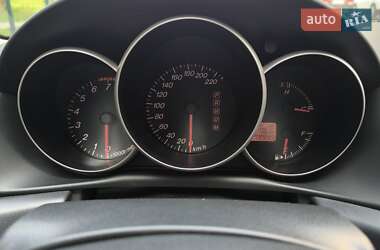 Хэтчбек Mazda 3 2005 в 