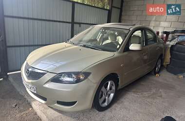 Седан Mazda 3 2004 в Днепре