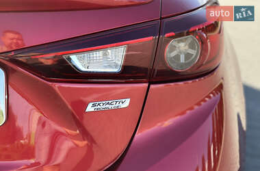 Седан Mazda 3 2014 в 