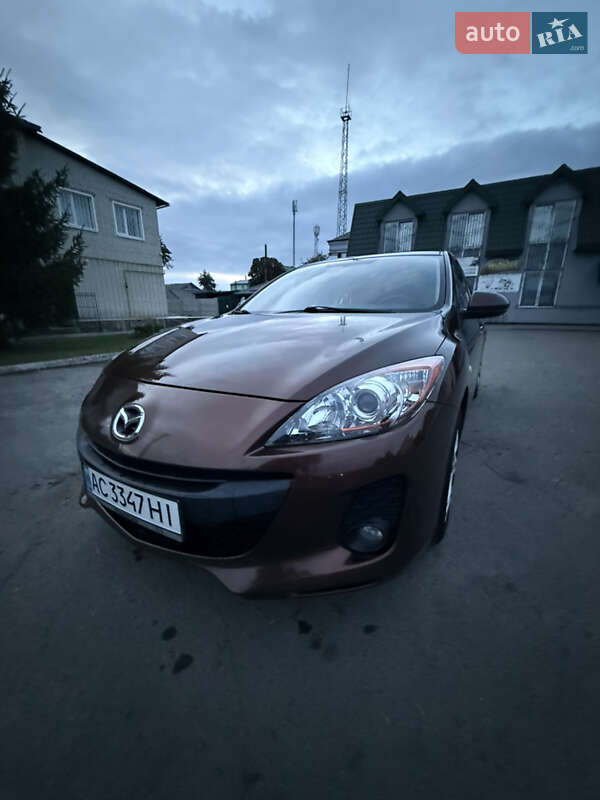 Хэтчбек Mazda 3 2011 в Львове