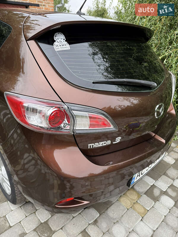 Хэтчбек Mazda 3 2011 в Львове