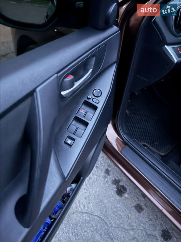 Хэтчбек Mazda 3 2011 в Львове