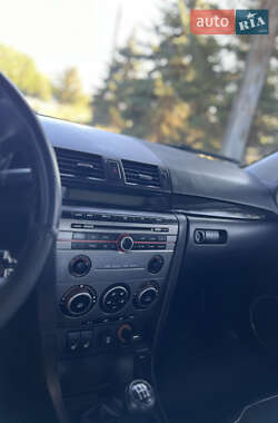 Седан Mazda 3 2007 в 