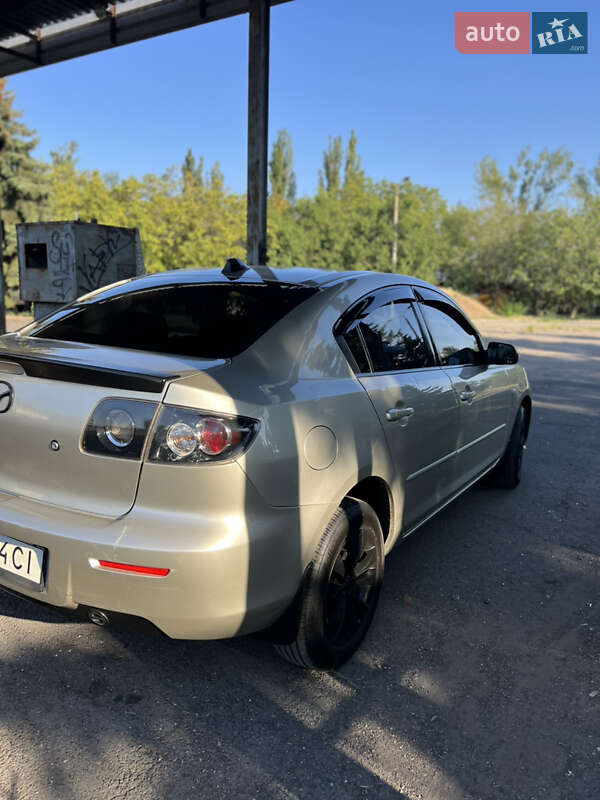 Седан Mazda 3 2007 в Кривом Роге