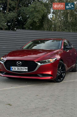 Седан Mazda 3 2023 в Киеве