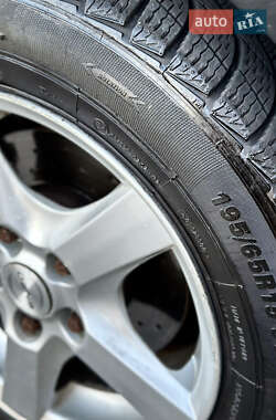 Седан Mazda 3 2010 в 