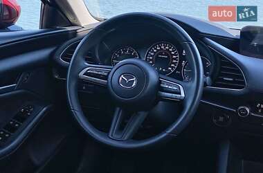 Седан Mazda 3 2023 в 