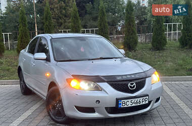 Седан Mazda 3 2004 в 