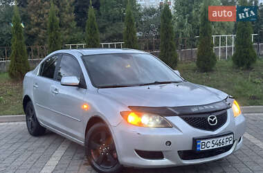 Седан Mazda 3 2004 в 