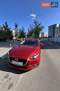 Седан Mazda 3 2017 в Києві