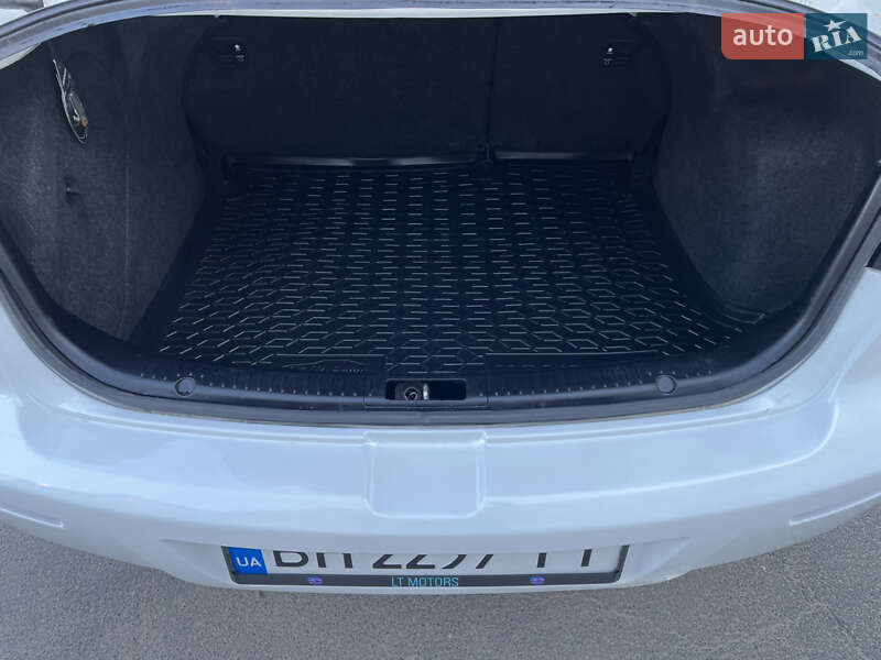 Седан Mazda 3 2008 в Одессе