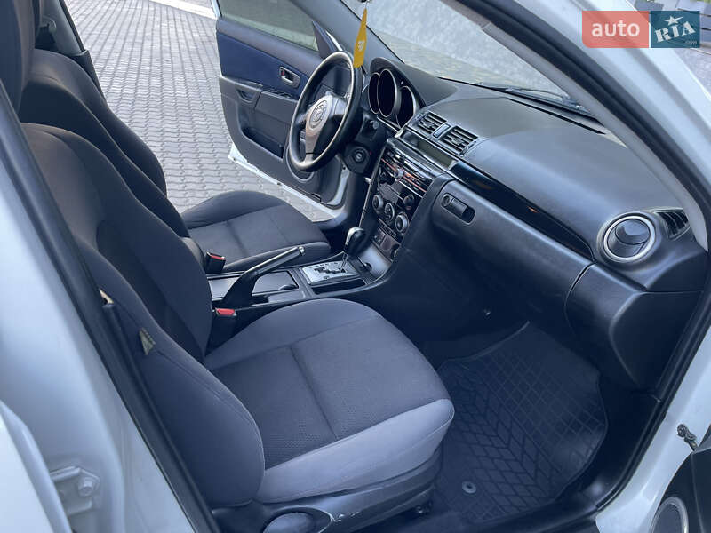 Седан Mazda 3 2008 в Одессе