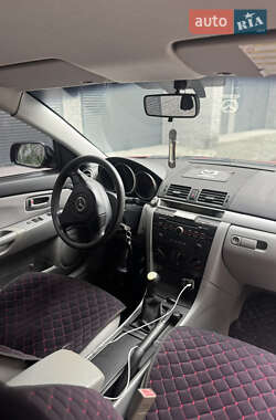 Хетчбек Mazda 3 2005 в 