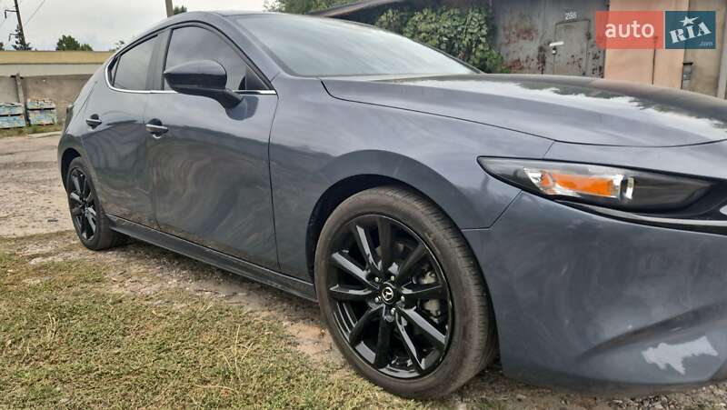 Хэтчбек Mazda 3 2023 в 