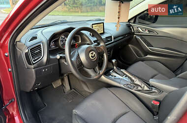 Седан Mazda 3 2015 в 