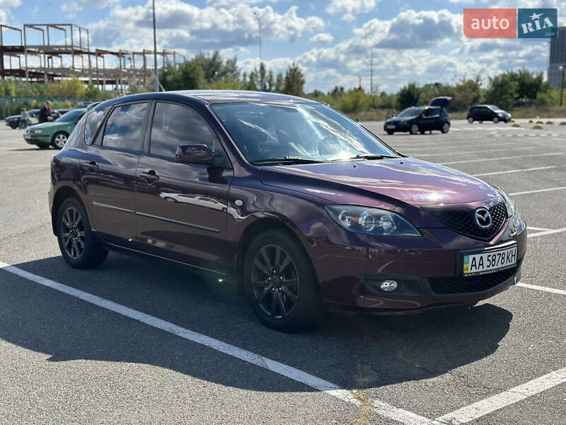 Хэтчбек Mazda 3 2007 в Киеве