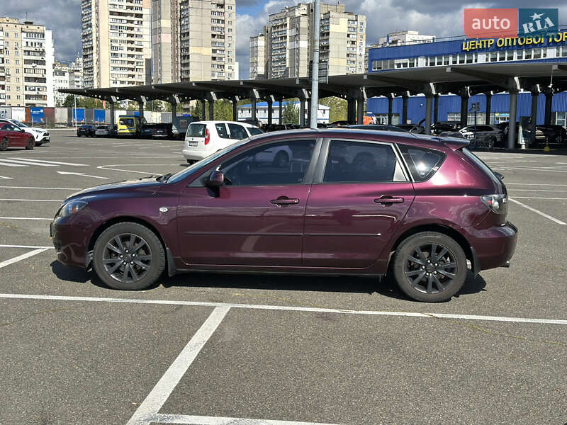Хэтчбек Mazda 3 2007 в Киеве