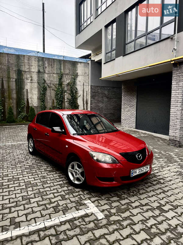 Хэтчбек Mazda 3 2005 в 