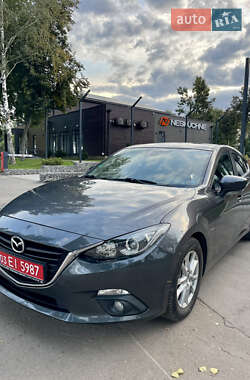 Хэтчбек Mazda 3 2014 в 