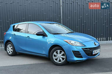 Хэтчбек Mazda 3 2010 в 