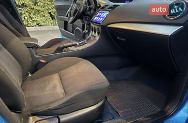 Хэтчбек Mazda 3 2010 в 