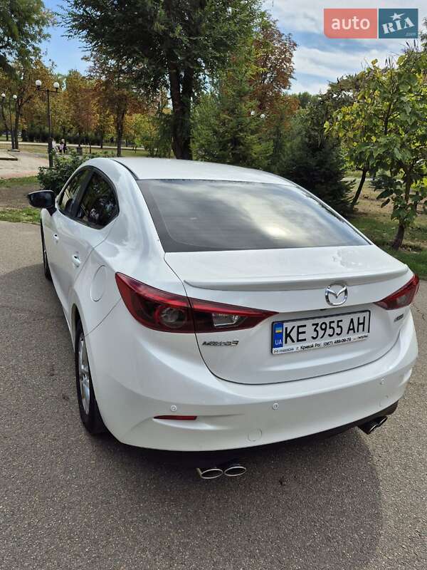 Седан Mazda 3 2015 в Кривом Роге фото 9 Седан Mazda 3 2015 в Кривом Роге