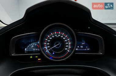 Седан Mazda 3 2015 в 