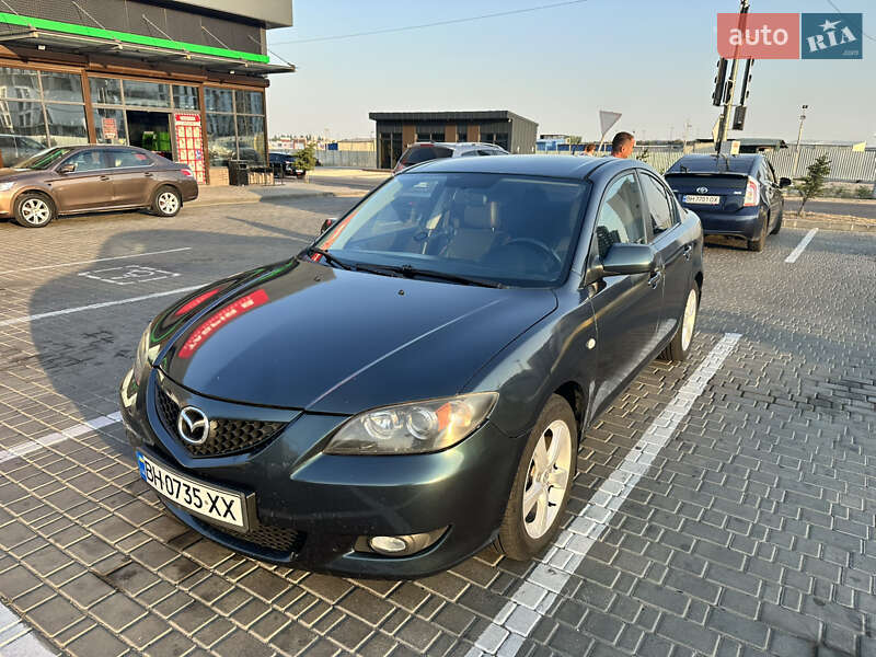 Седан Mazda 3 2004 в Одессе