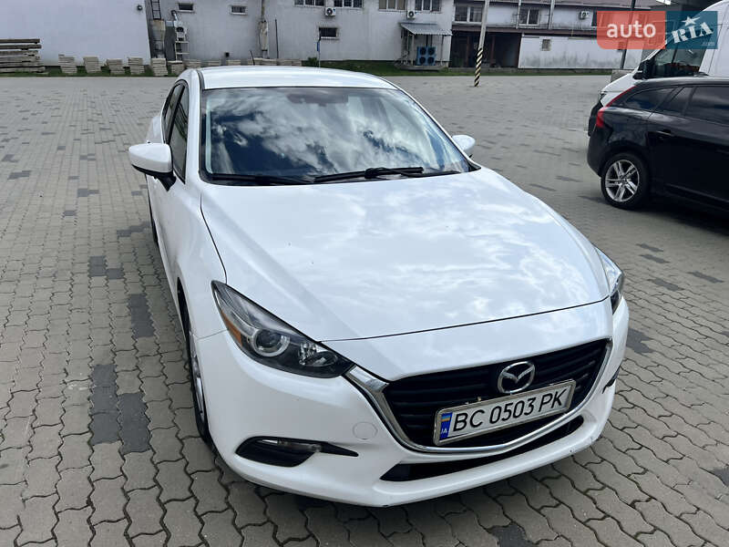 Хэтчбек Mazda 3 2017 в Львове