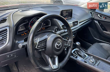 Хэтчбек Mazda 3 2018 в 