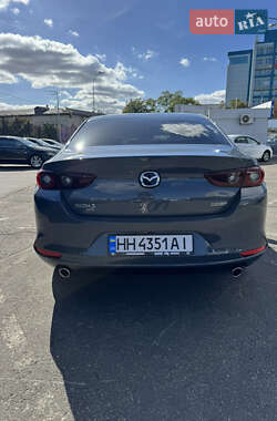Хэтчбек Mazda 3 2023 в 