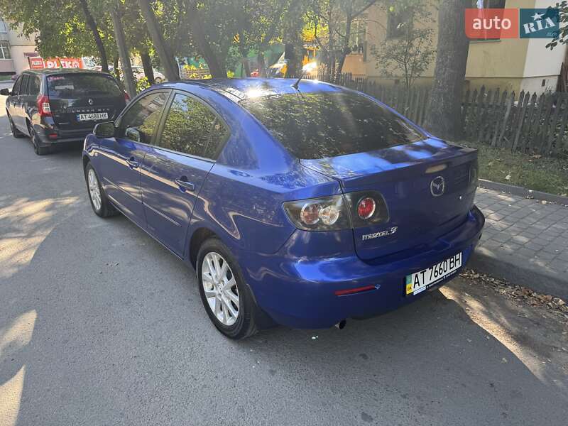 Седан Mazda 3 2009 в Ивано-Франковске