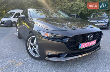 Седан Mazda 3 2019 в Львове