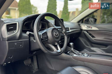 Седан Mazda 3 2018 в 