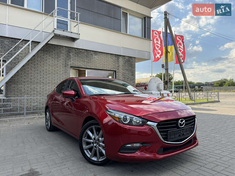 Седан Mazda 3 2018 в 