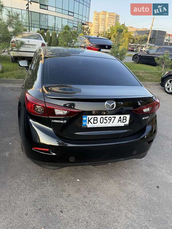 Седан Mazda 3 2014 в Виннице