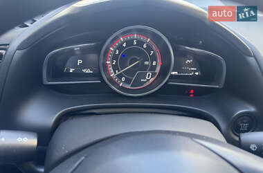 Седан Mazda 3 2013 в 