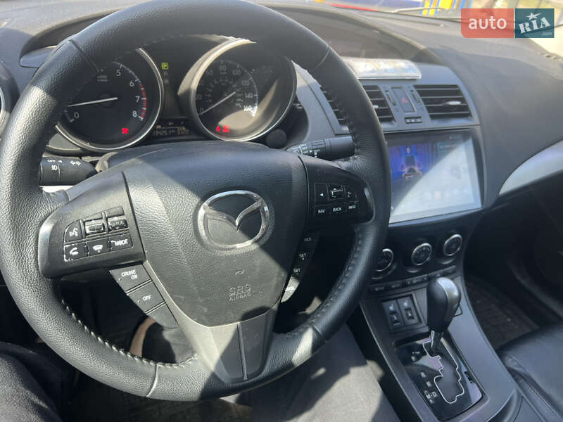 Седан Mazda 3 2011 в Запорожье