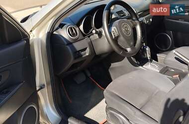 Седан Mazda 3 2006 в 