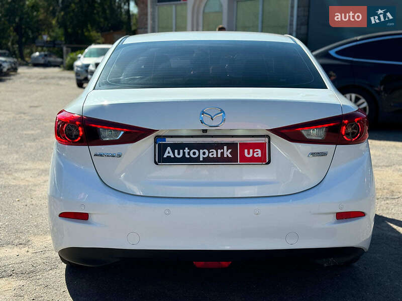 Седан Mazda 3 2014 в Виннице