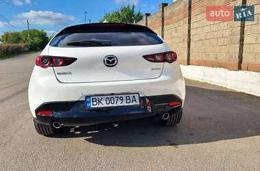 Хэтчбек Mazda 3 2018 в 