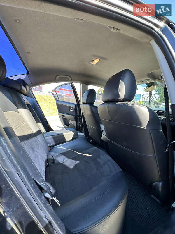 Седан Mazda 3 2006 в Киеве