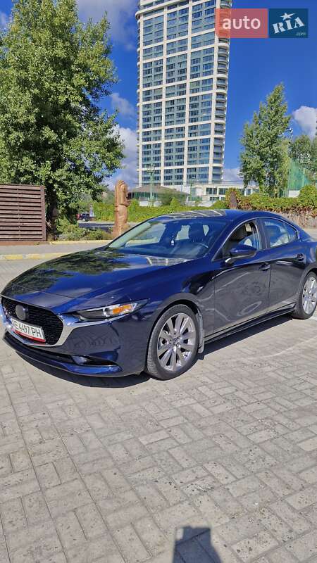 Седан Mazda 3 2019 в Днепре