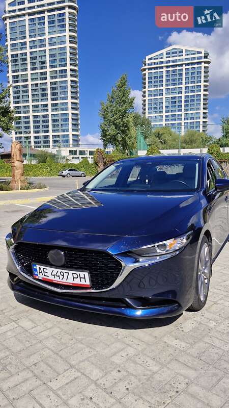 Седан Mazda 3 2019 в Днепре